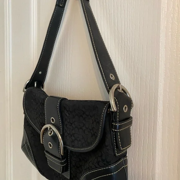 Coach Mini Signature Hobo Black Shoulder Bag - Picture 3 of 10